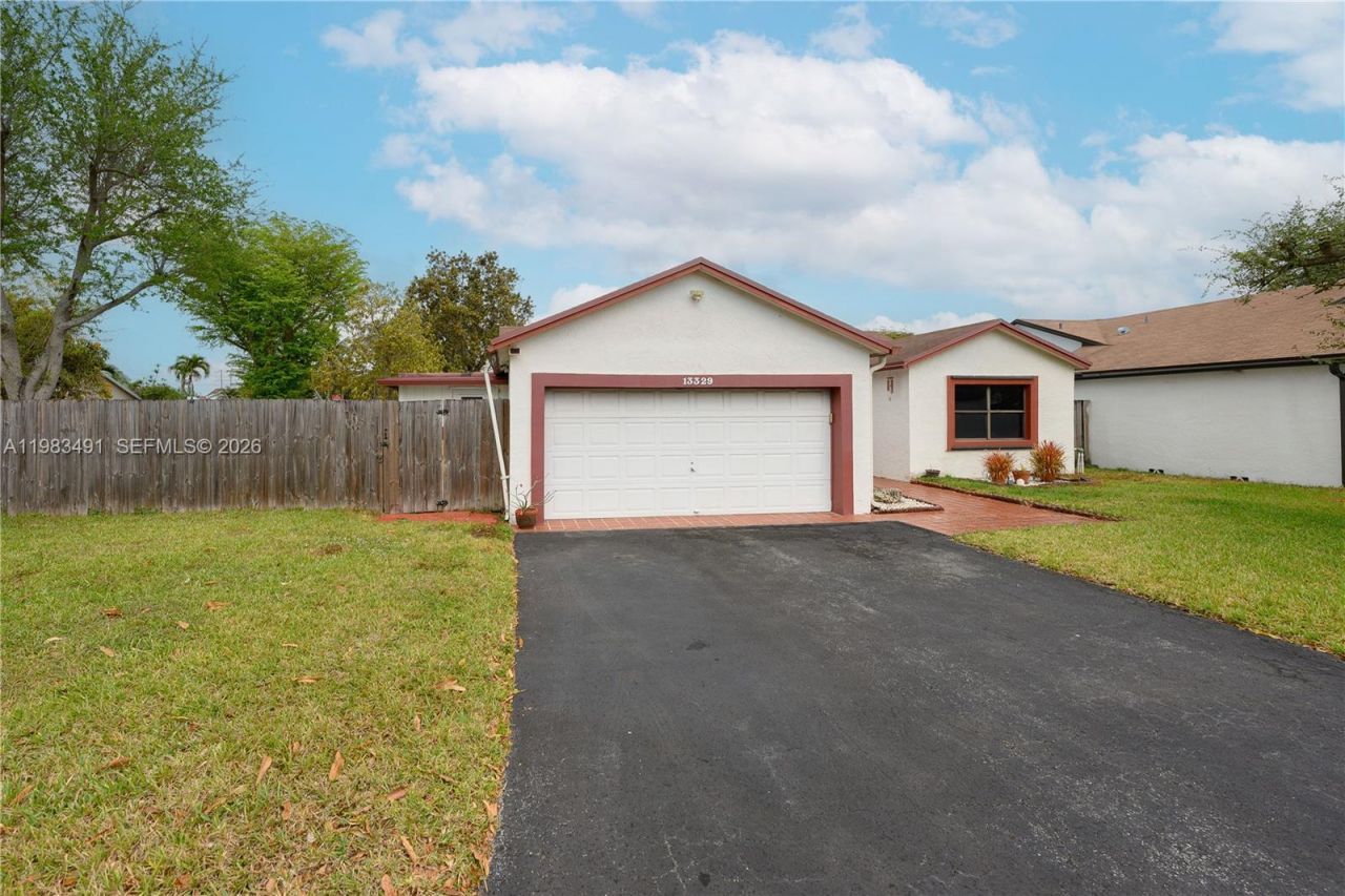 13329 SW 113th Pl , Miami, FL 33176 Photo