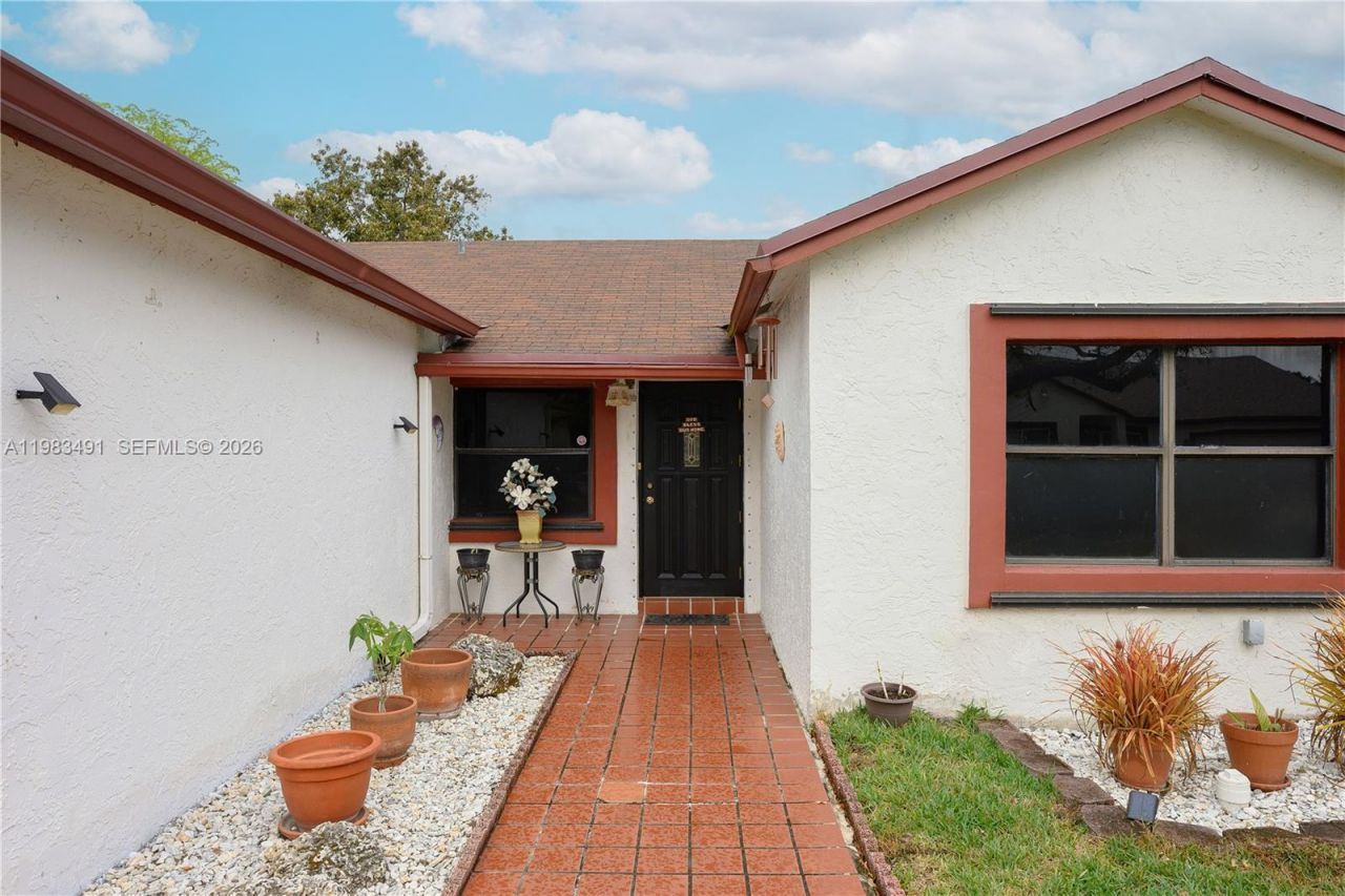 13329 SW 113th Pl , Miami, FL 33176 Photo