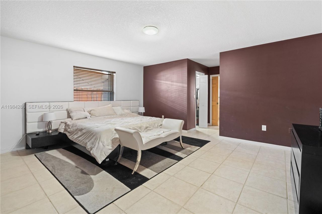 15425 SW 114th St , Miami, FL 33196 Photo