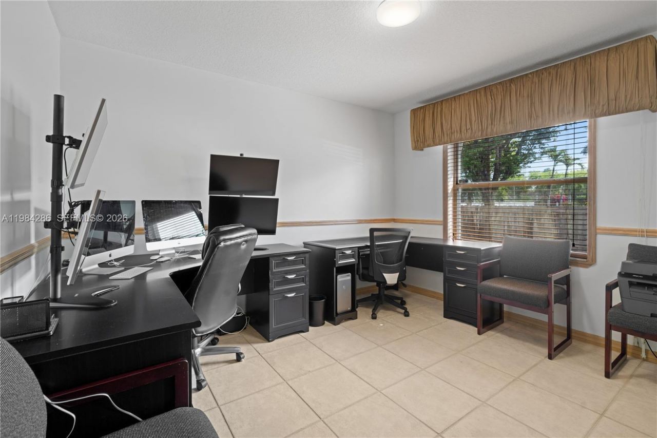 15425 SW 114th St , Miami, FL 33196 Photo