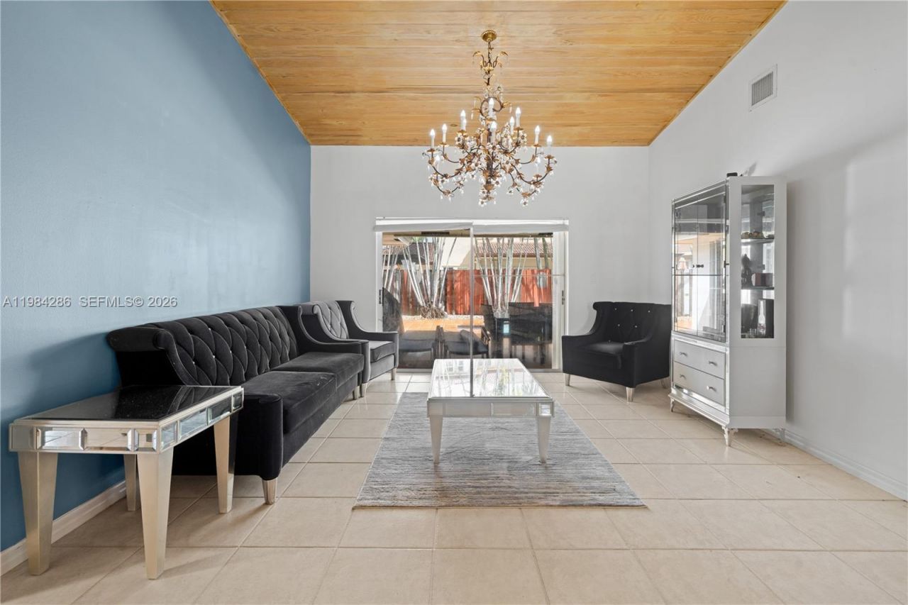 15425 SW 114th St , Miami, FL 33196 Photo