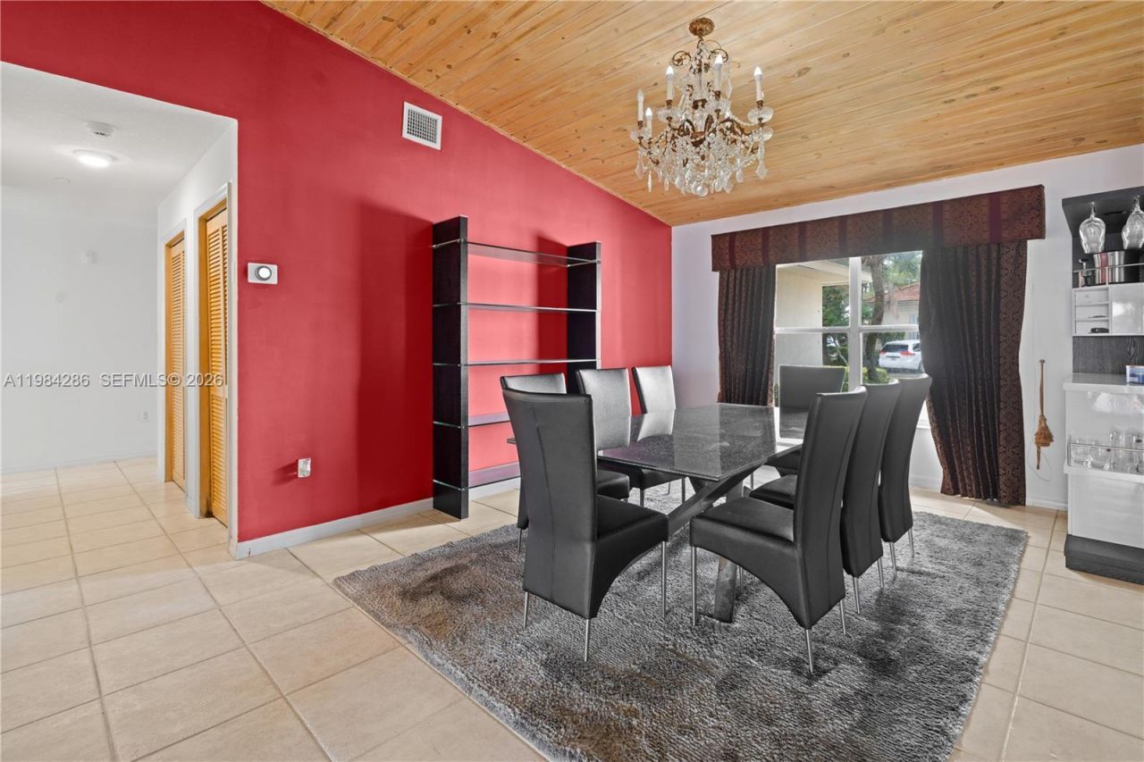 15425 SW 114th St , Miami, FL 33196 Photo