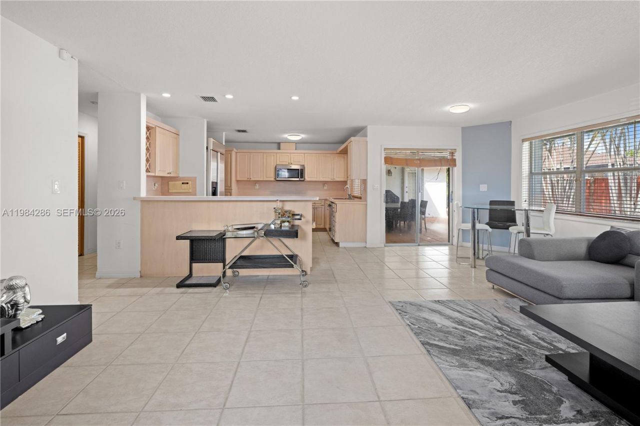 15425 SW 114th St , Miami, FL 33196 Photo