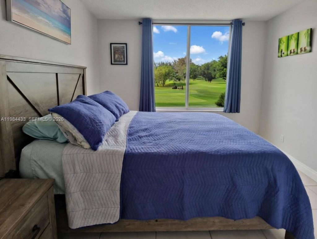 8900 Washington Blvd , Unit 415, Pembroke Pines, FL 33025 Photo