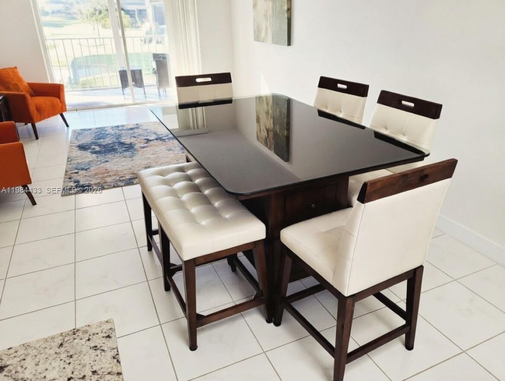 8900 Washington Blvd , Unit 415, Pembroke Pines, FL 33025 Photo