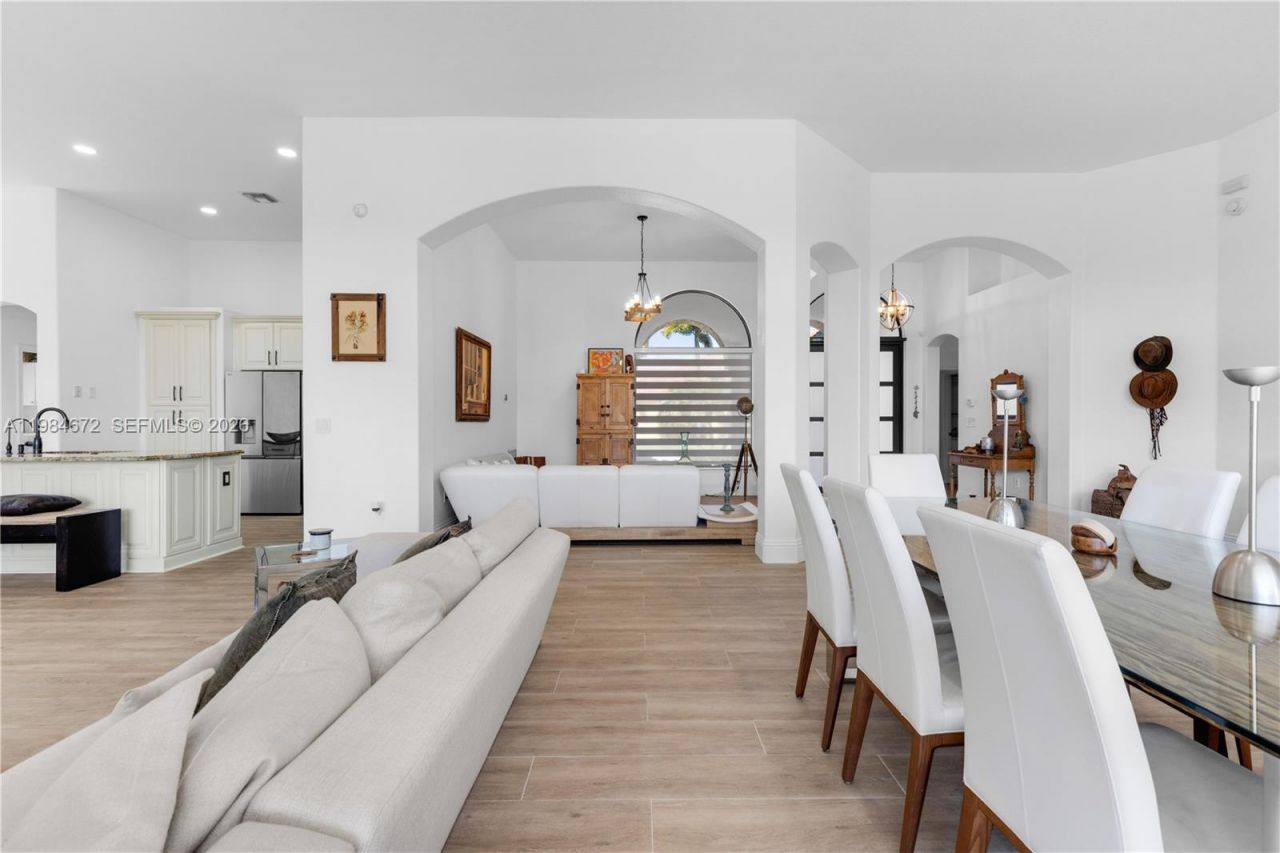 1479 SW 159th Ter, Pembroke Pines, FL 33027 Photo