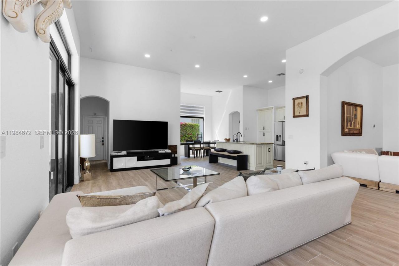 1479 SW 159th Ter, Pembroke Pines, FL 33027 Photo