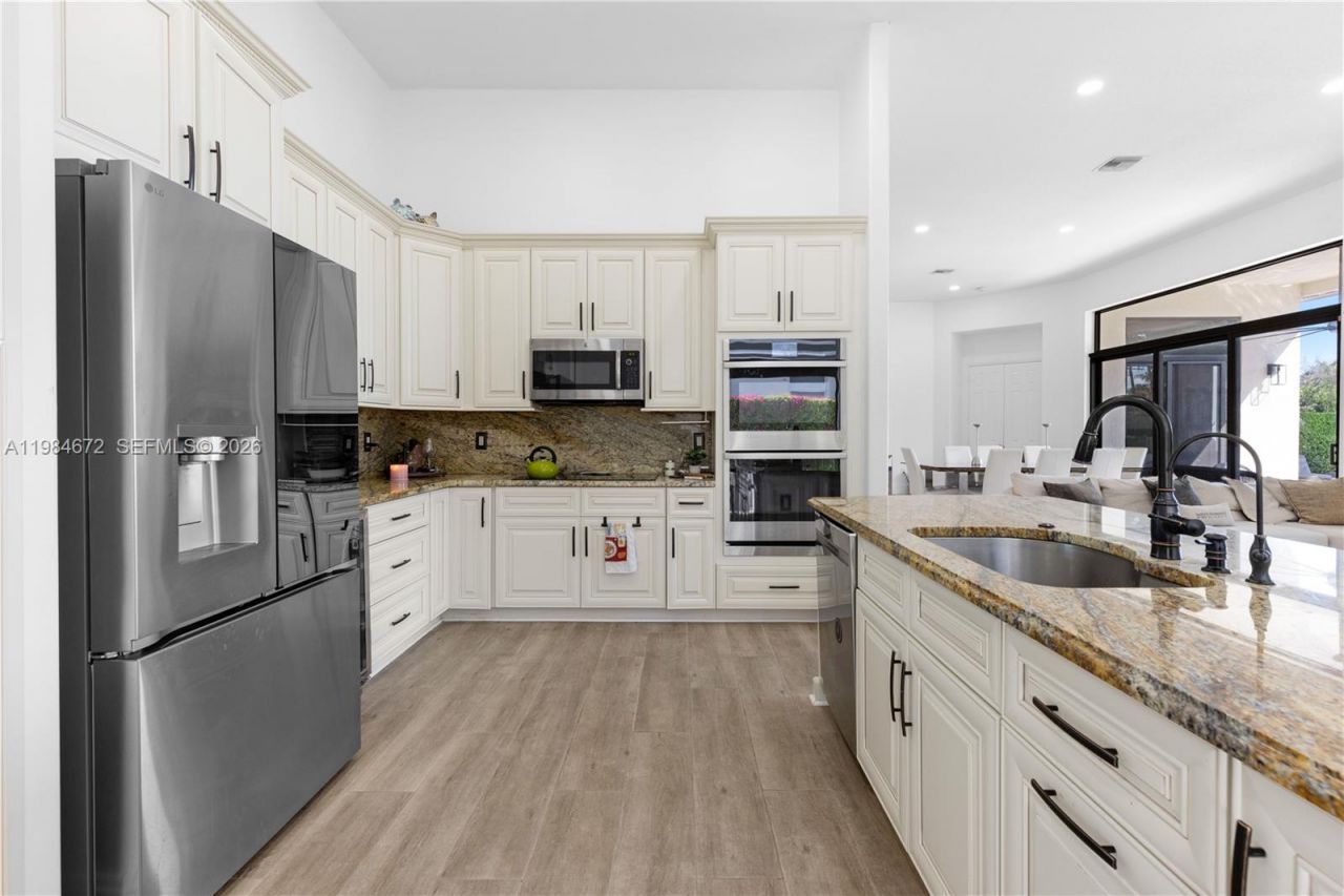 1479 SW 159th Ter, Pembroke Pines, FL 33027 Photo