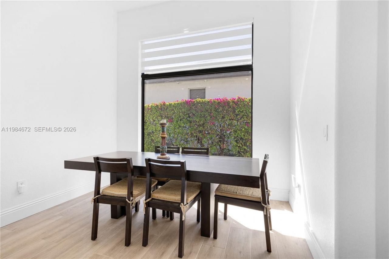 1479 SW 159th Ter, Pembroke Pines, FL 33027 Photo