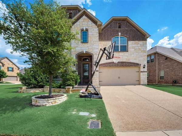 321 Prairie Hill Trail, Lewisville, TX 75056
