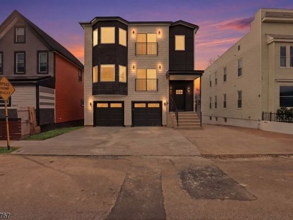 203 Maple Ave, Irvington, NJ 07111