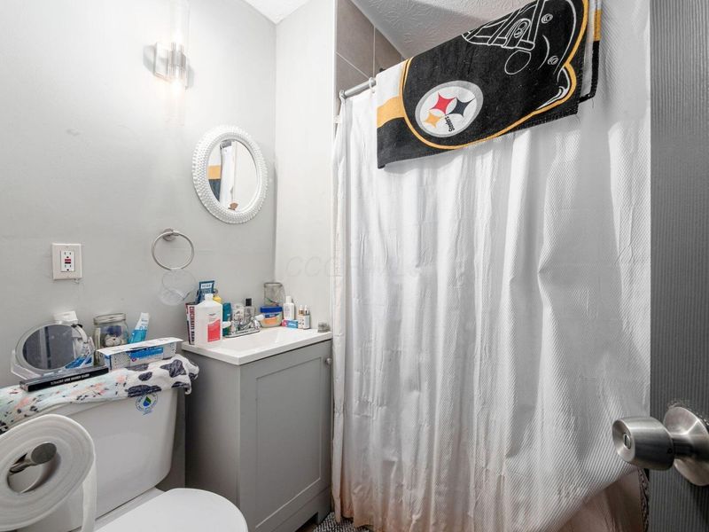 629 S Wheatland Avenue, Columbus, OH 43204 Photo 10