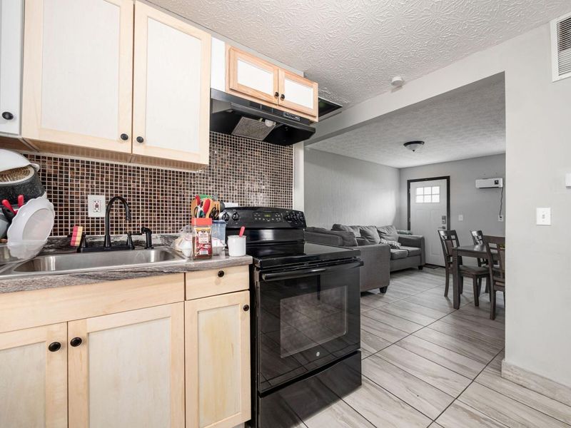 629 S Wheatland Avenue, Columbus, OH 43204 Photo 18