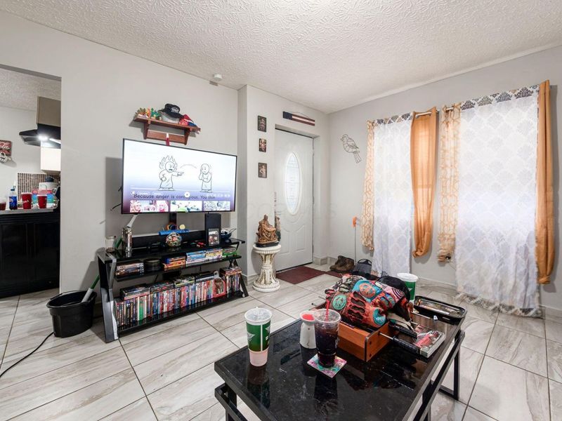 629 S Wheatland Avenue, Columbus, OH 43204 Photo 5