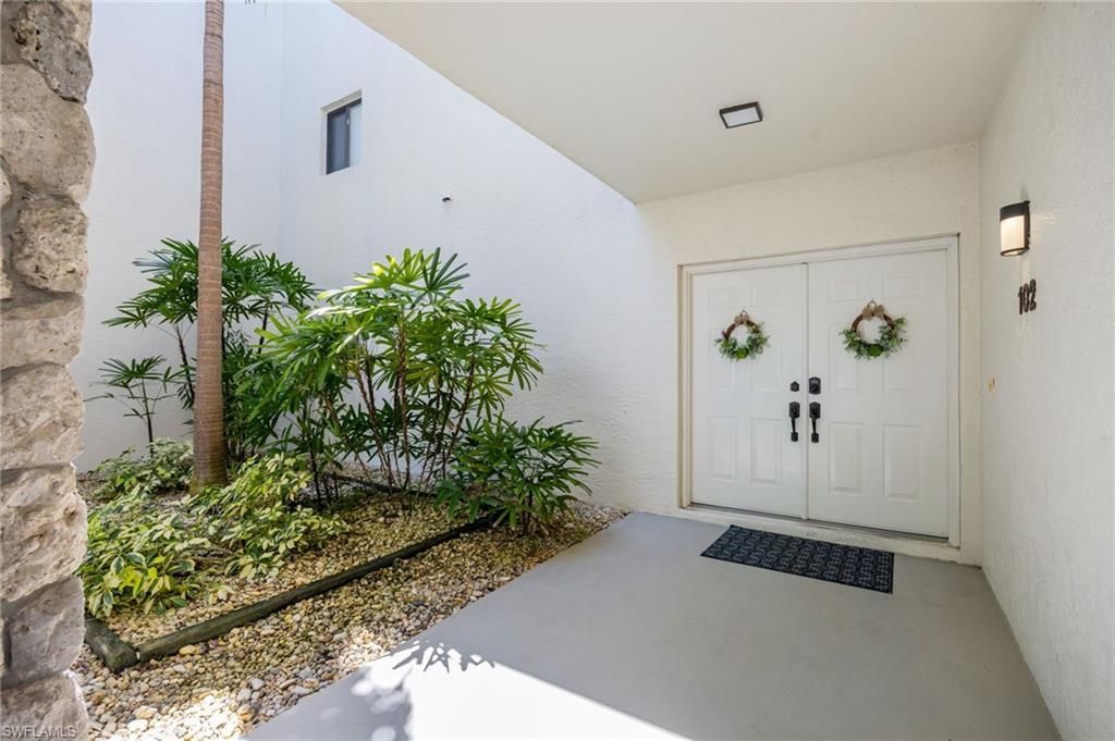 770 Eagle Creek Dr, Unit 102, Naples, FL 34113 Photo