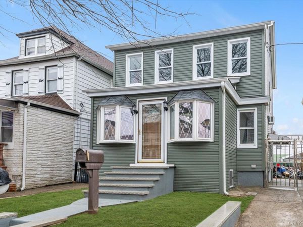 9342 204th Street , Hollis, NY 11423