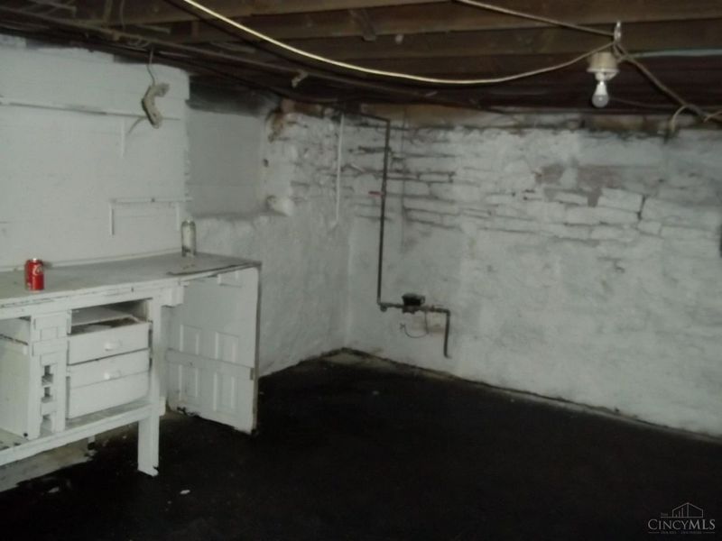 1839 Hewitt Avenue, Cincinnati, OH 45207 Photo 17