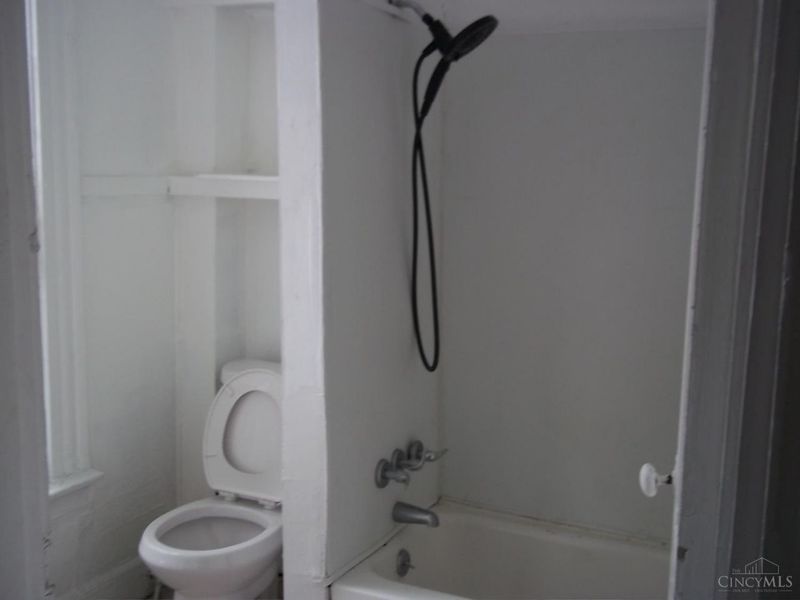 1839 Hewitt Avenue, Cincinnati, OH 45207 Photo 9