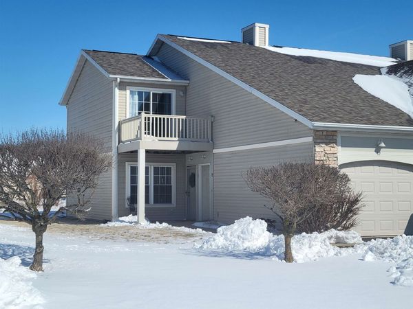 2241 Tallgrass Court, Unit 12, Beloit, WI 53511