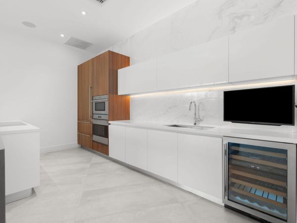 701 N Fort Lauderdale Beach Boulevard, Unit 214, Fort Lauderdale, FL 33304