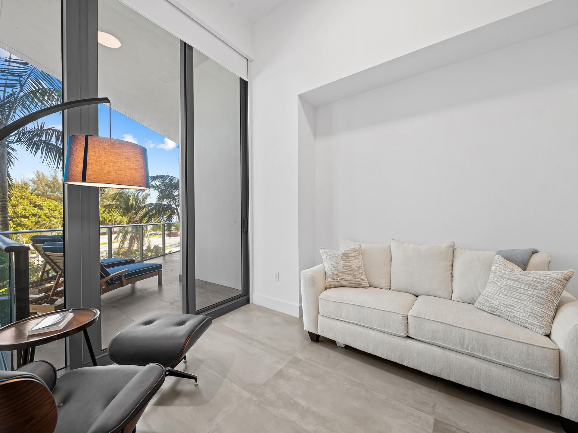 701 N Fort Lauderdale Beach Boulevard, Unit 214, Fort Lauderdale, FL 33304 Photo