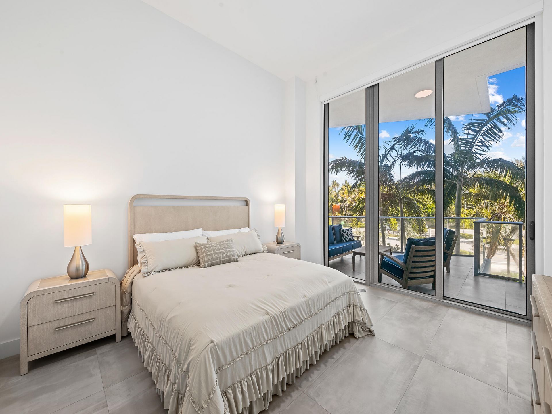 701 N Fort Lauderdale Beach Boulevard, Unit 214, Fort Lauderdale, FL 33304 Photo