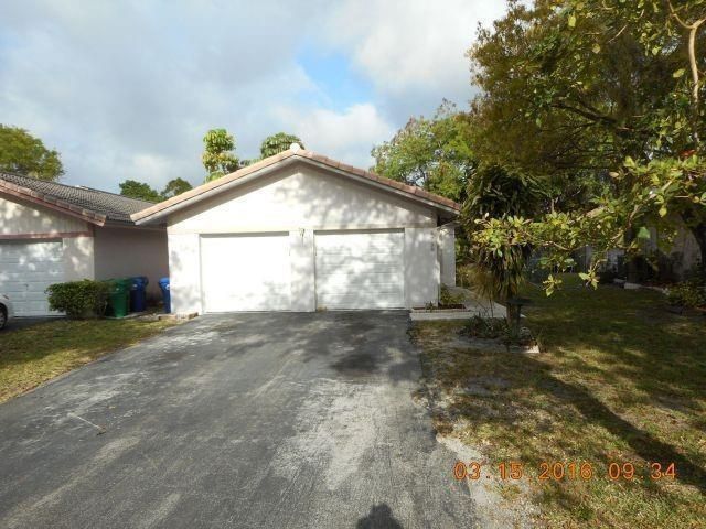1722 NW 93rd Terrace, Coral Springs, FL 33071 Photo