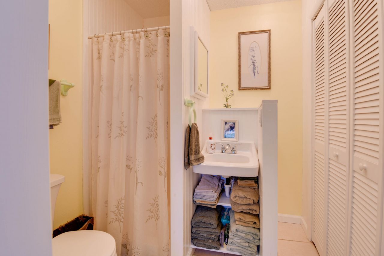 1719 Narcissus Avenue, Big Pine Key, FL 33043 Photo