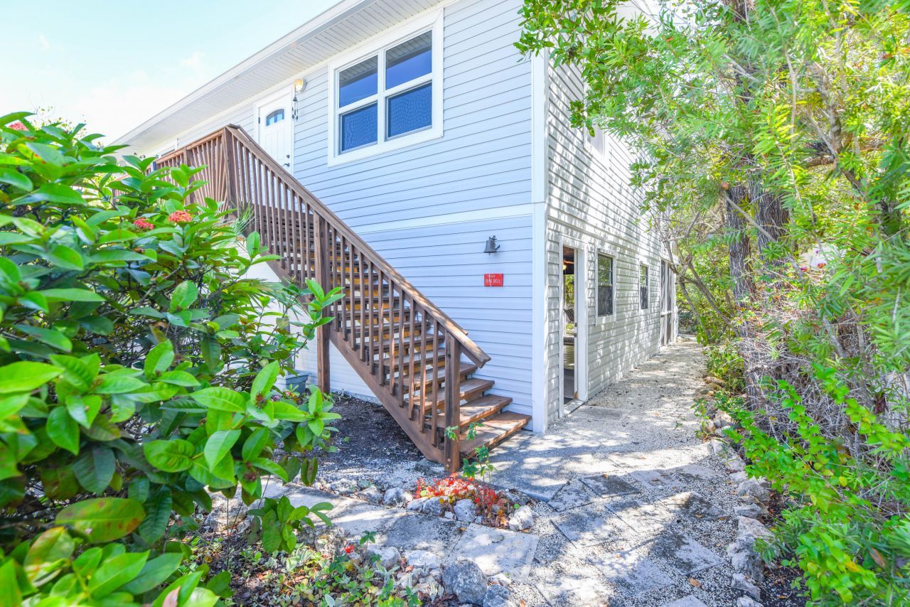 1719 Narcissus Avenue, Big Pine Key, FL 33043 Photo