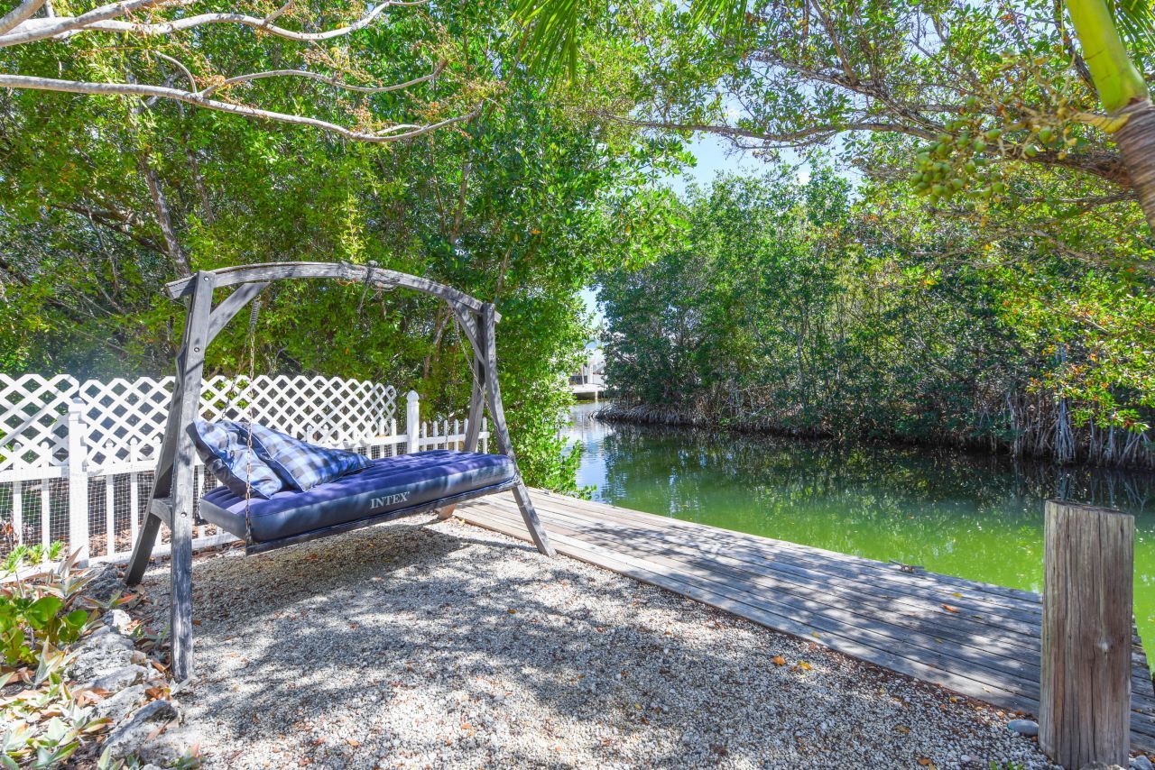 1719 Narcissus Avenue, Big Pine Key, FL 33043 Photo