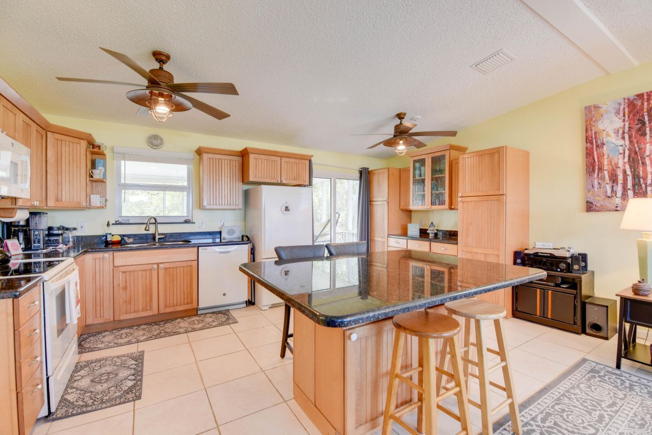 1719 Narcissus Avenue, Big Pine Key, FL 33043 Photo