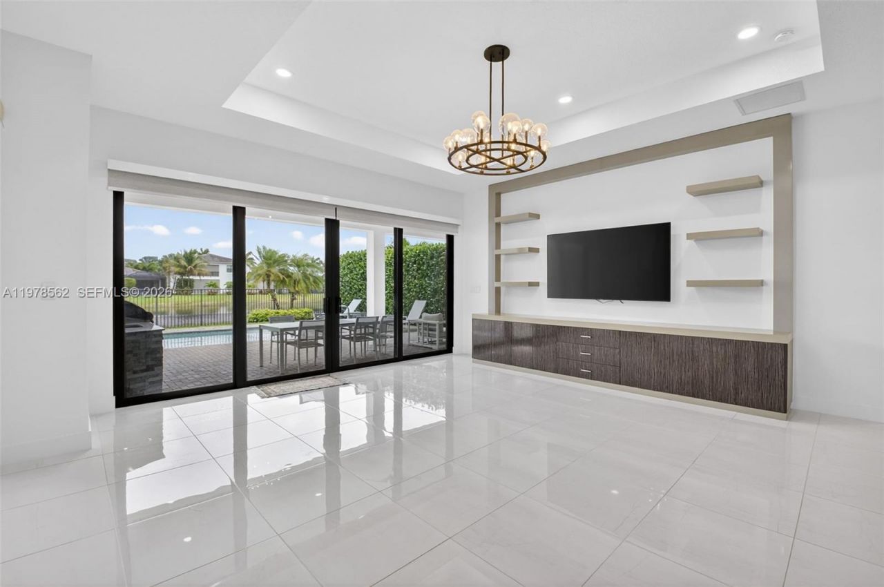 8629 Tower Bridge Ct , Boca Raton, FL 33496 Photo