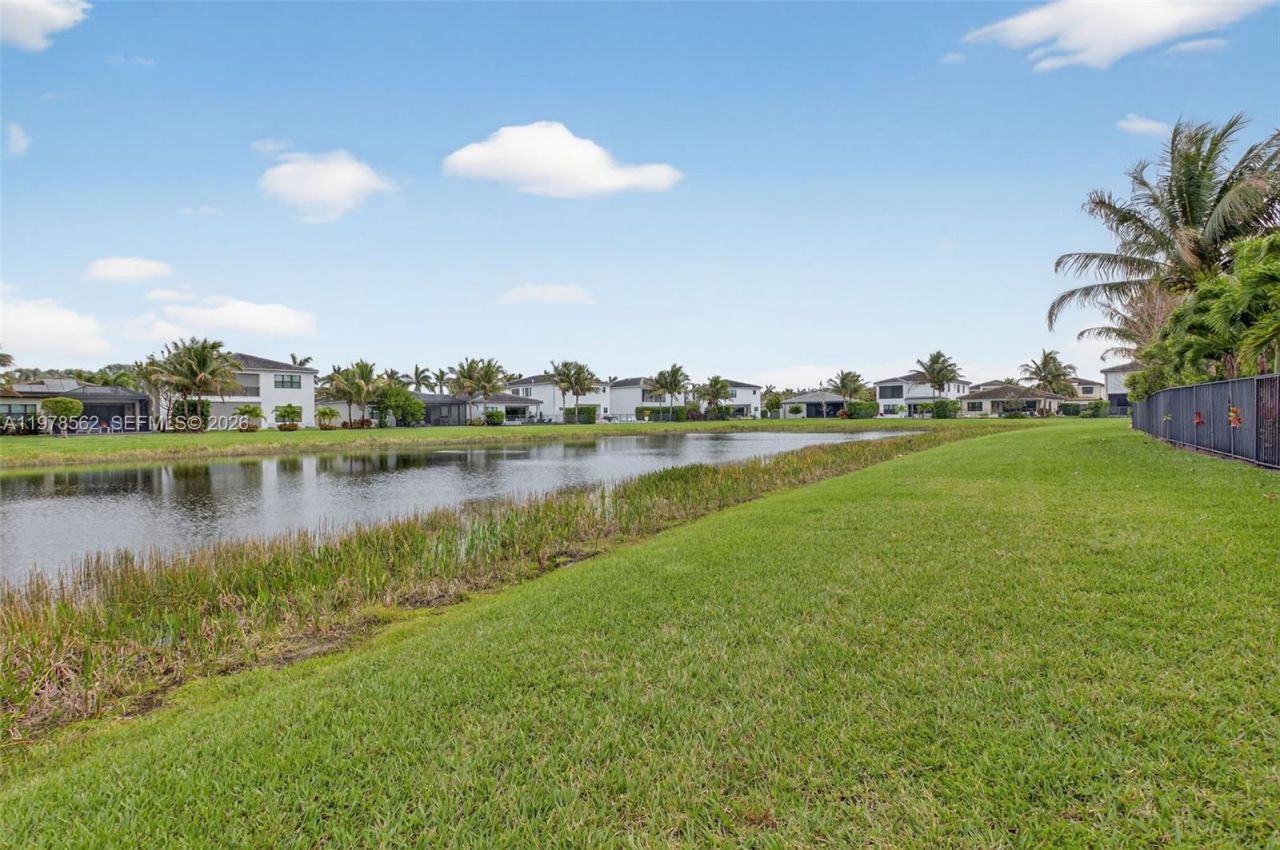 8629 Tower Bridge Ct , Boca Raton, FL 33496 Photo