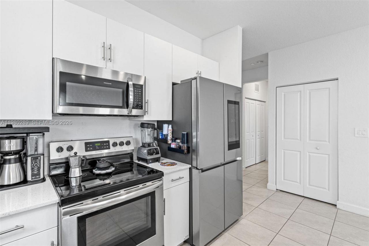 12731 SW 213th St , Miami, FL 33177 Photo