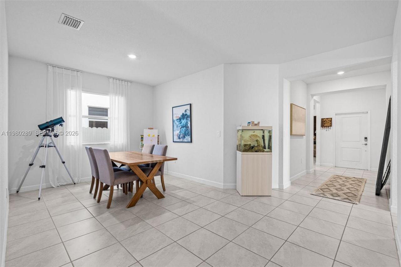 12731 SW 213th St , Miami, FL 33177 Photo