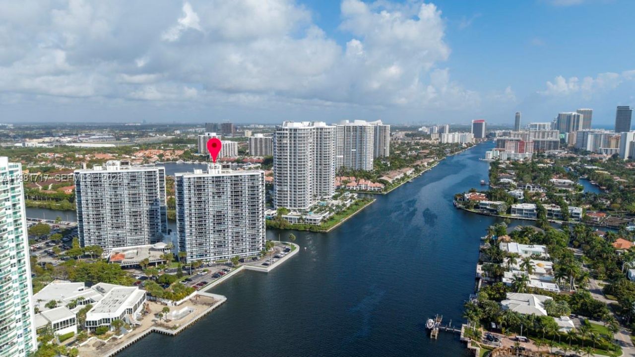 20515 E Country Club Dr, Unit 2242, Aventura, FL 33180 Photo