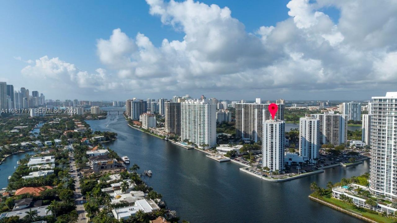 20515 E Country Club Dr, Unit 2242, Aventura, FL 33180 Photo