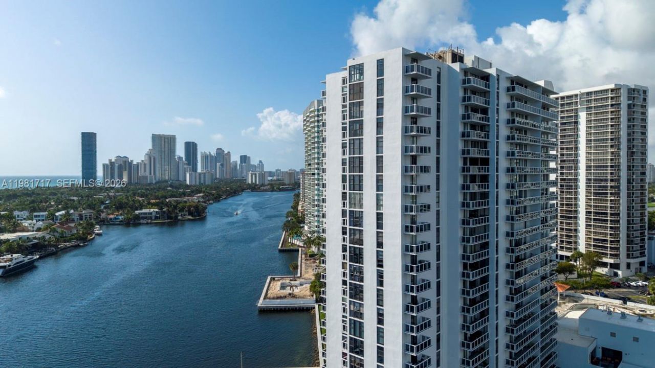 20515 E Country Club Dr, Unit 2242, Aventura, FL 33180 Photo