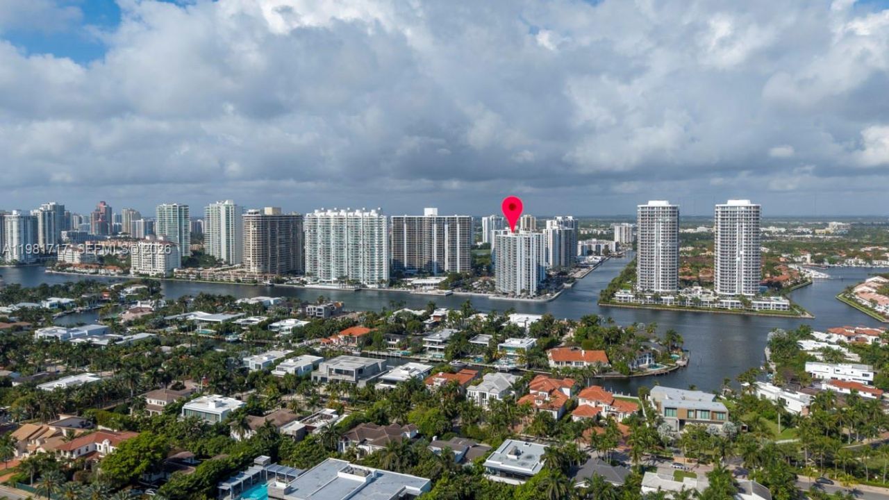 20515 E Country Club Dr, Unit 2242, Aventura, FL 33180 Photo