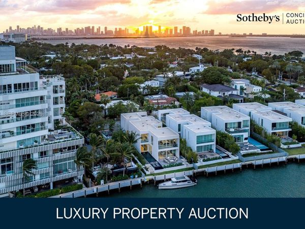 1011 W 48th St, Unit 8, Miami Beach, FL 33140