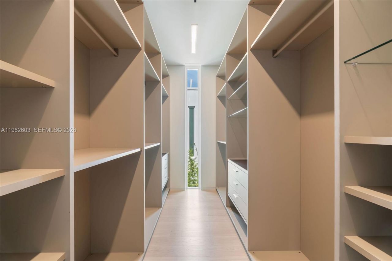 1011 W 48th St , Unit 8, Miami Beach, FL 33140 Photo