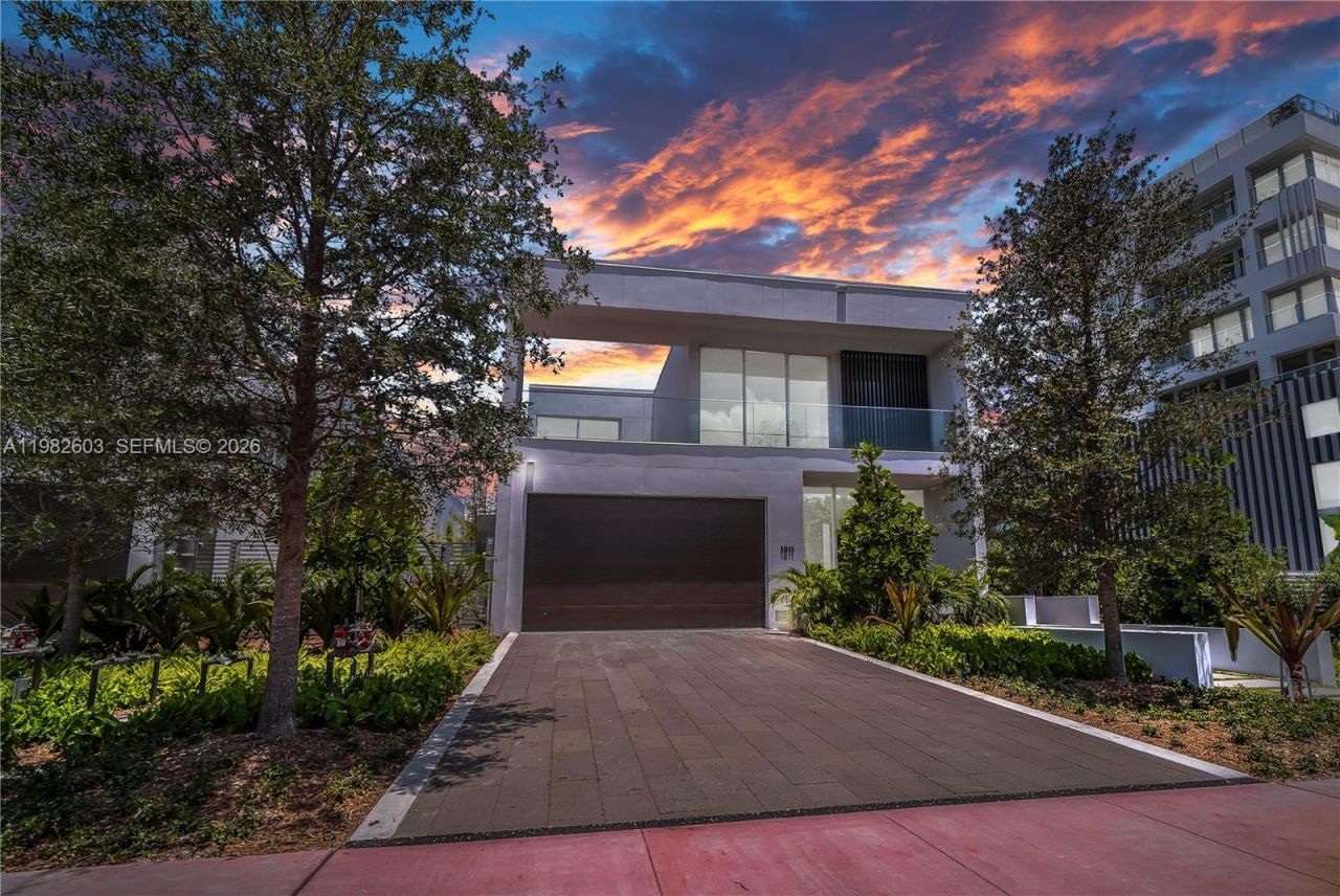 1011 W 48th St, Unit 8, Miami Beach, FL 33140 Photo