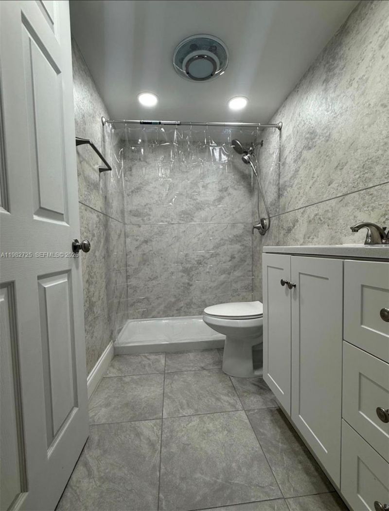 18870 NW 57th Ave, Unit 101, Hialeah, FL 33015 Photo