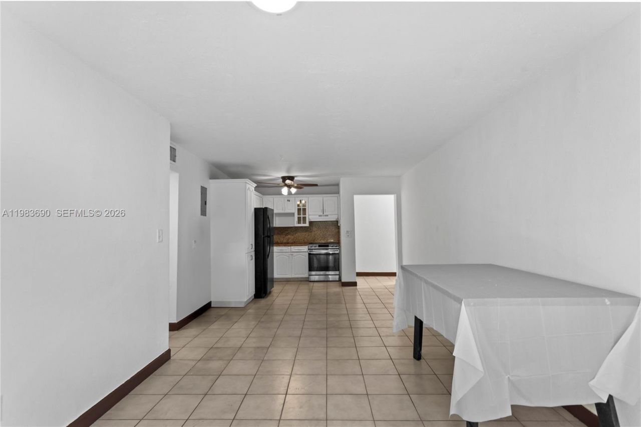13655 NE 10th Aveue , Unit 304, North Miami, FL 33161 Photo