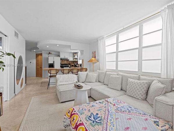 949 Pennsylvania Ave, Unit 201, Miami Beach, FL 33139