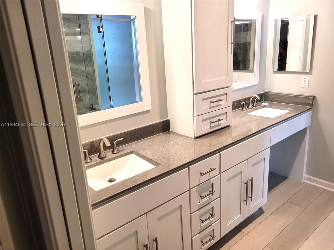 5823 Plum Harbor Cir, Tamarac, FL 33321 Photo