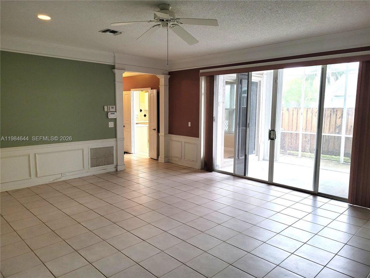 5823 Plum Harbor Cir, Tamarac, FL 33321 Photo