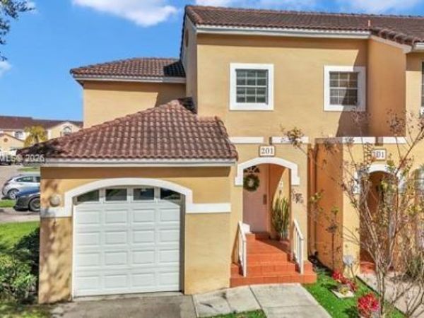 14817 Balgowan Rd, Unit 201-5, Miami Lakes, FL 33016