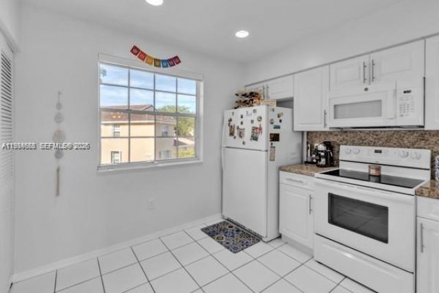 14817 Balgowan Rd, Unit 201-5, Miami Lakes, FL 33016 Photo