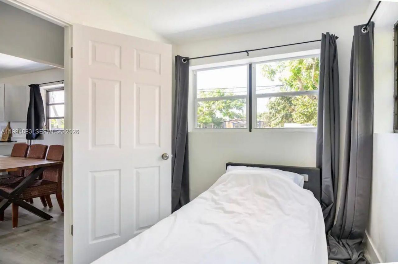 1200 NW 18th Ct , Unit 1200, Fort Lauderdale, FL 33311 Photo